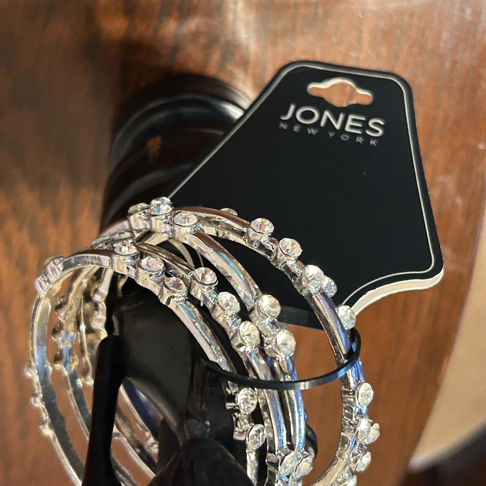 NWT Jones New York Rhinestone Silver Tone Stacked Bangle Bracelets.